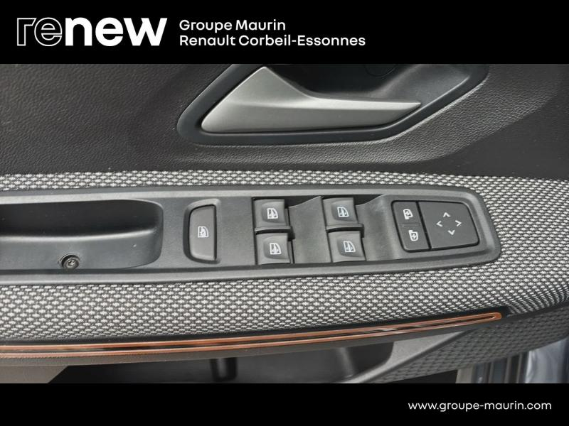 Photo 19 de l’annonce de DACIA Sandero d’occasion à vendre à CORBEIL-ESSONNES