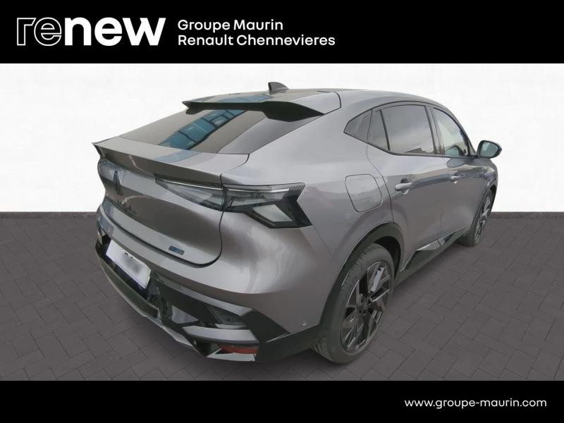 Photo 5 de l’annonce de RENAULT  d’occasion à vendre à CHENNEVIÈRES-SUR-MARNE