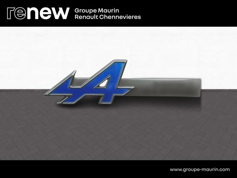 Photo 13 de l’annonce de RENAULT  d’occasion à vendre à CHENNEVIÈRES-SUR-MARNE