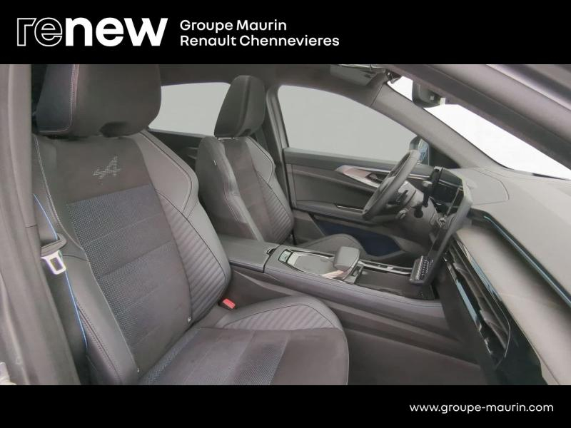 Photo 19 de l’annonce de RENAULT  d’occasion à vendre à CHENNEVIÈRES-SUR-MARNE