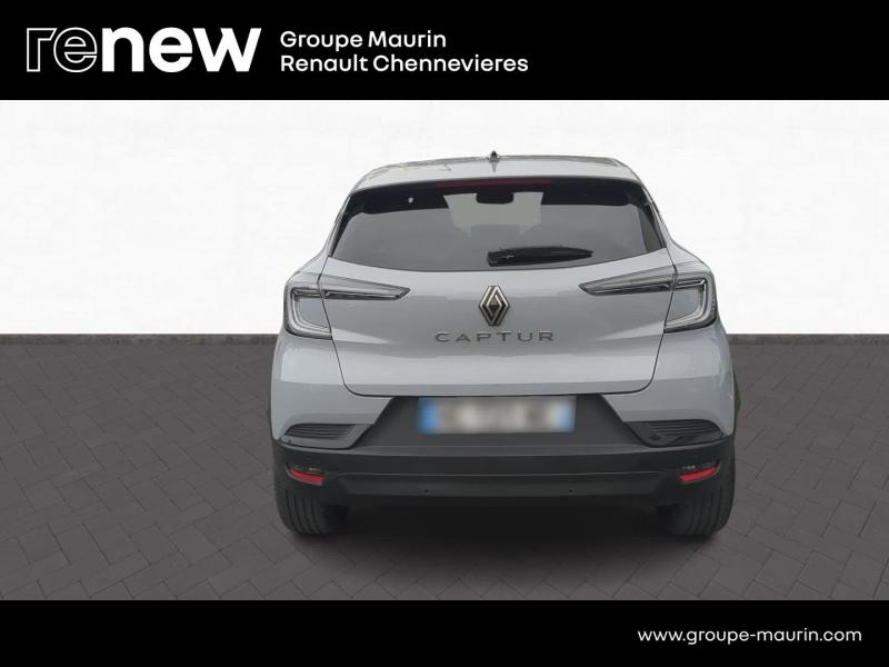 Photo 6 de l’annonce de RENAULT Captur d’occasion à vendre à CHENNEVIÈRES-SUR-MARNE