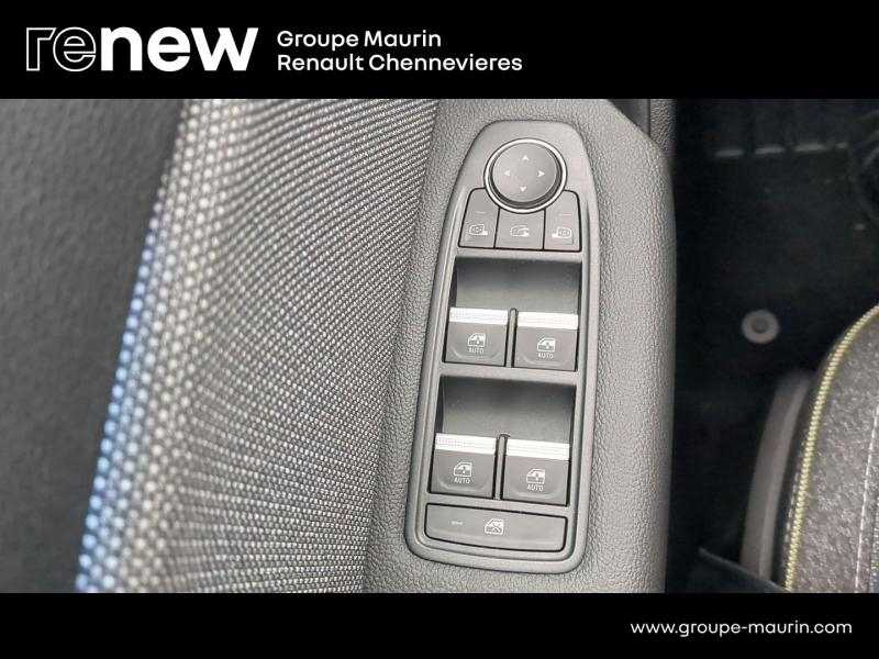 Photo 14 de l’annonce de RENAULT Captur d’occasion à vendre à CHENNEVIÈRES-SUR-MARNE