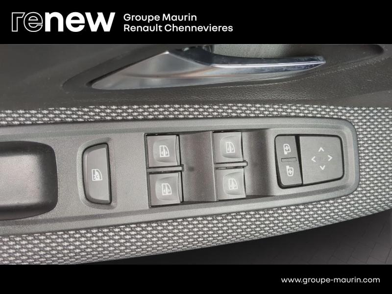 Photo 18 de l’annonce de DACIA Sandero d’occasion à vendre à CHENNEVIÈRES-SUR-MARNE