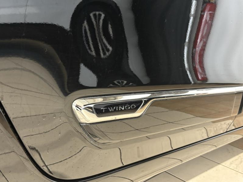 Photo 19 de l’annonce de RENAULT Twingo d’occasion à vendre à CHENNEVIÈRES-SUR-MARNE