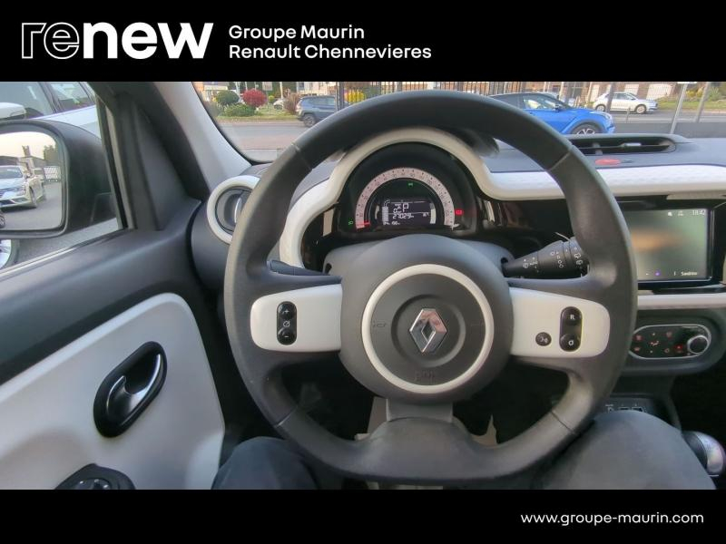 Photo 14 de l’annonce de RENAULT Twingo d’occasion à vendre à CHENNEVIÈRES-SUR-MARNE