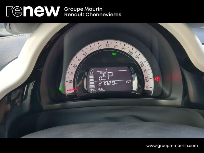 Photo 19 de l’annonce de RENAULT Twingo d’occasion à vendre à CHENNEVIÈRES-SUR-MARNE