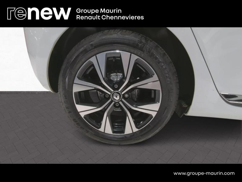 Photo 15 de l’annonce de RENAULT Clio d’occasion à vendre à CHENNEVIÈRES-SUR-MARNE