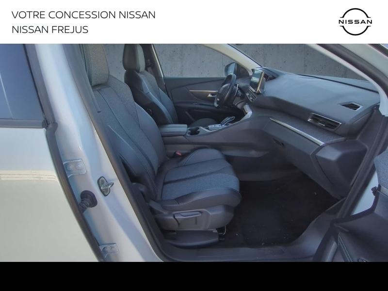 Photo 10 de l’annonce de PEUGEOT 3008 d’occasion à vendre à FRÉJUS