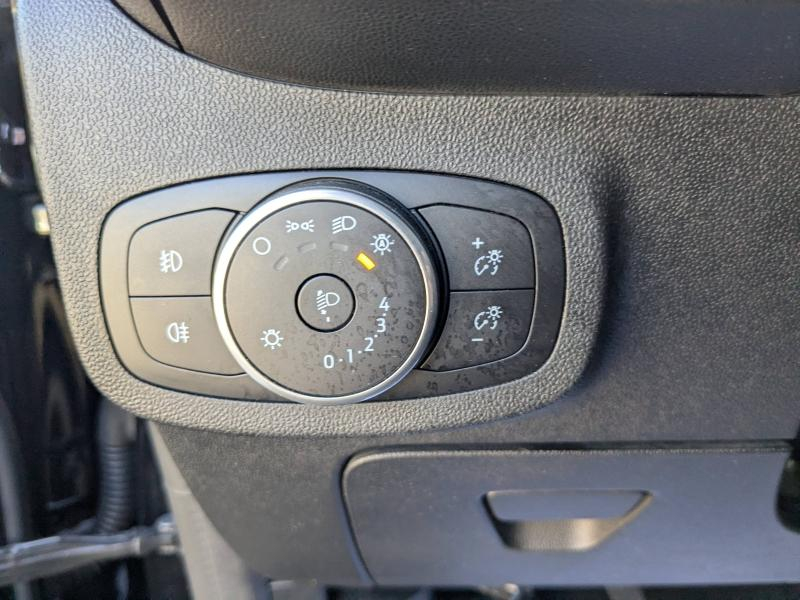 Photo 9 de l’annonce de FORD Fiesta d’occasion à vendre à BRIGNOLES