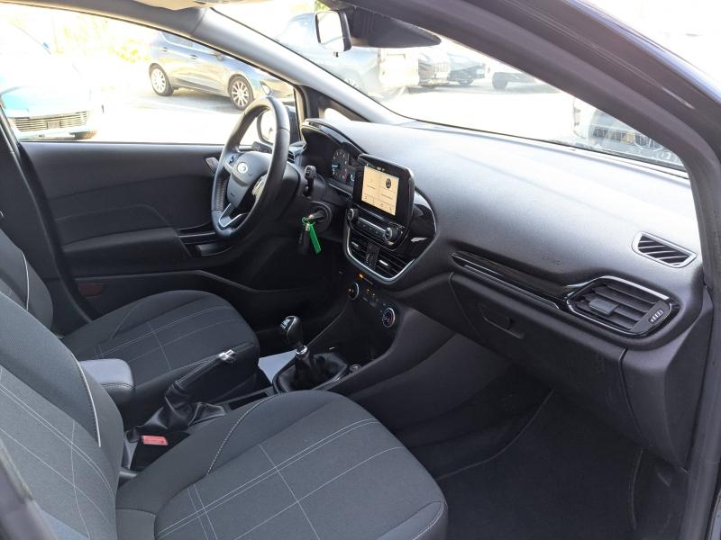 Photo 19 de l’annonce de FORD Fiesta d’occasion à vendre à BRIGNOLES