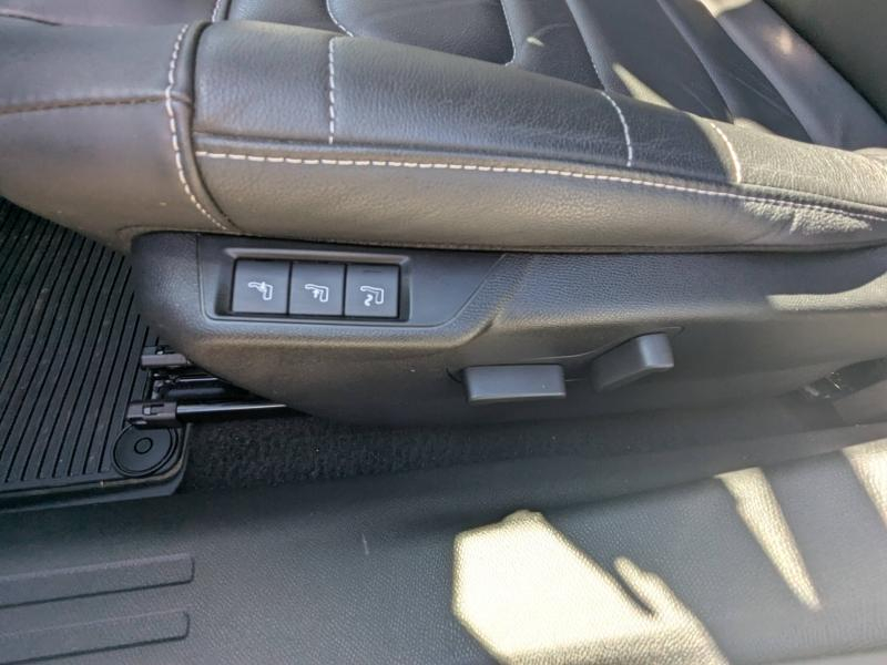 Photo 13 de l’annonce de CITROEN C4 d’occasion à vendre à DRAGUIGNAN