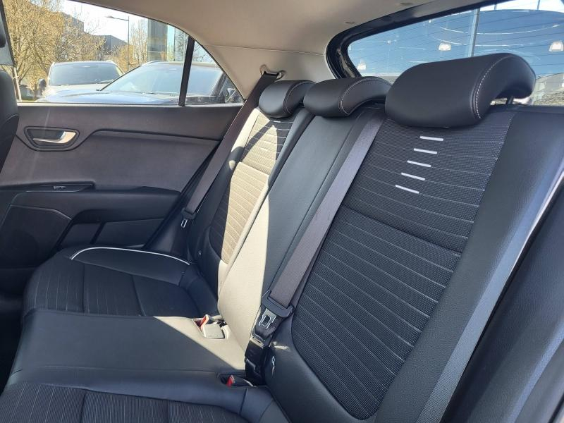 Photo 6 de l’annonce de KIA Rio d’occasion à vendre à ANNECY