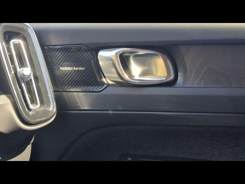 Photo 11 de l’annonce de VOLVO XC40 d’occasion à vendre à TOULON