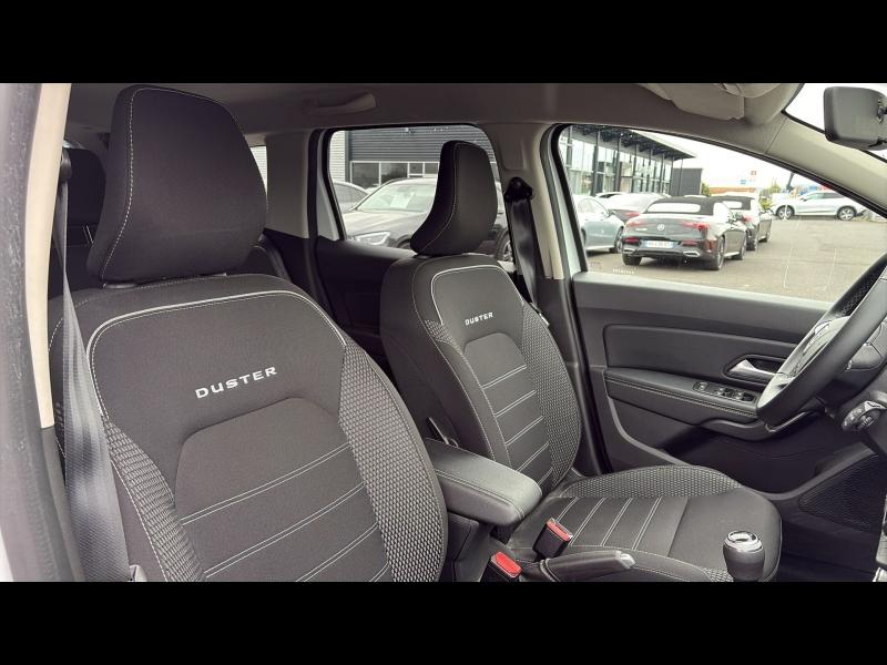 Photo 14 de l’annonce de DACIA Duster d’occasion à vendre à AUBIÈRE