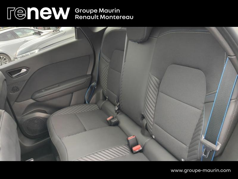 Photo 13 de l’annonce de RENAULT  d’occasion à vendre à VARENNES SUR SEINE