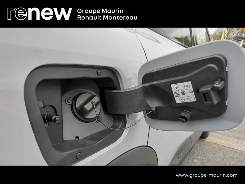 Photo 19 de l’annonce de RENAULT  d’occasion à vendre à VARENNES SUR SEINE