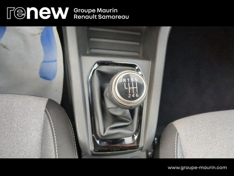 Photo 12 de l’annonce de RENAULT Clio d’occasion à vendre à SAMOREAU