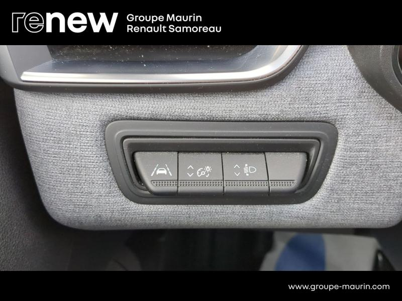 Photo 16 de l’annonce de RENAULT Clio d’occasion à vendre à SAMOREAU