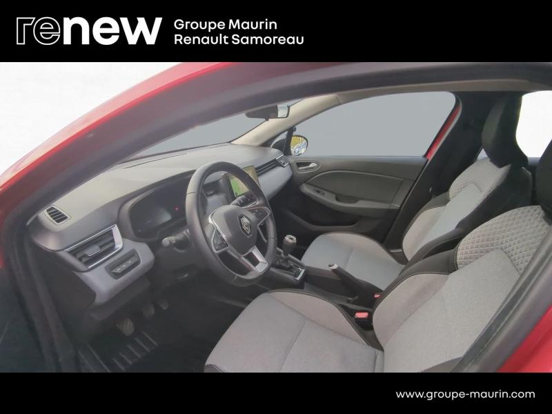 Photo 18 de l’annonce de RENAULT Clio d’occasion à vendre à SAMOREAU