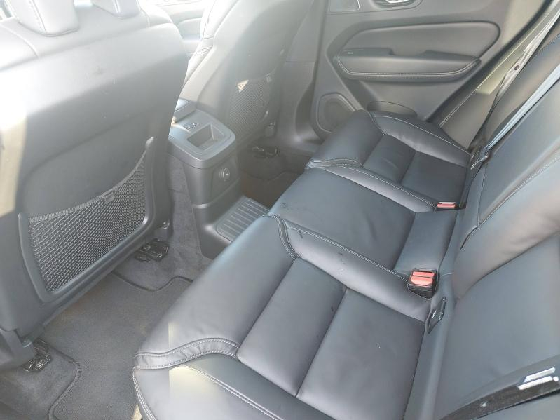 Photo 16 de l’annonce de VOLVO XC60 d’occasion à vendre à AVIGNON