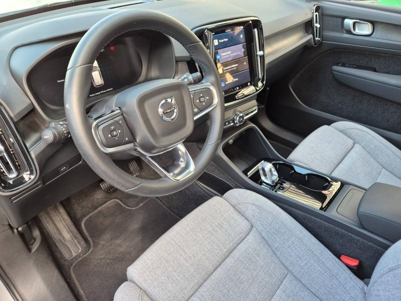 Photo 5 de l’annonce de VOLVO XC40 d’occasion à vendre à AVIGNON