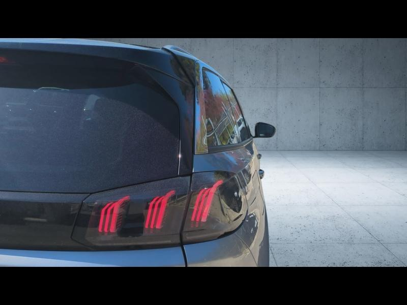 Photo 14 de l’annonce de PEUGEOT 5008 d’occasion à vendre à AIX-EN-PROVENCE