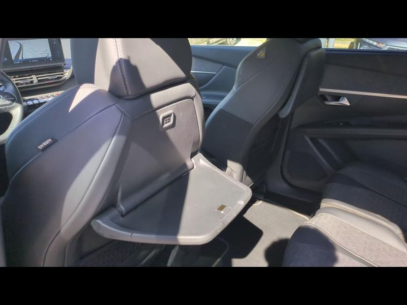 Photo 18 de l’annonce de PEUGEOT 5008 d’occasion à vendre à AIX-EN-PROVENCE