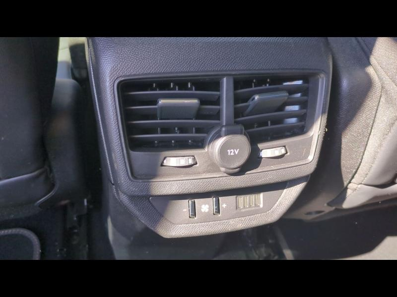 Photo 19 de l’annonce de PEUGEOT 5008 d’occasion à vendre à AIX-EN-PROVENCE