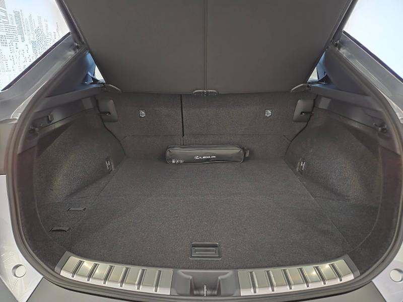 Photo 15 de l’annonce de LEXUS RZ d’occasion à vendre à AUBIÈRE