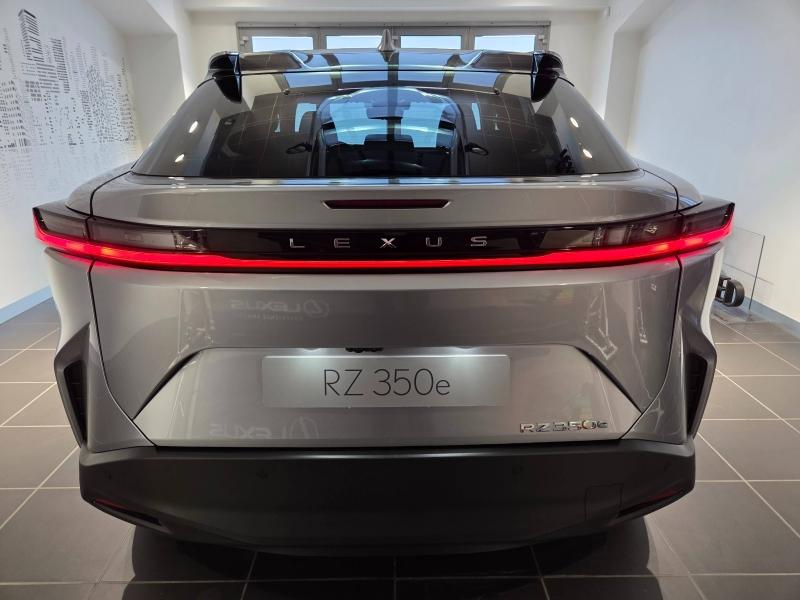 Photo 18 de l’annonce de LEXUS RZ d’occasion à vendre à AUBIÈRE