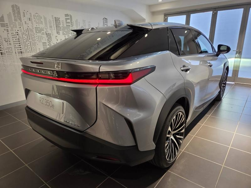 Photo 19 de l’annonce de LEXUS RZ d’occasion à vendre à AUBIÈRE