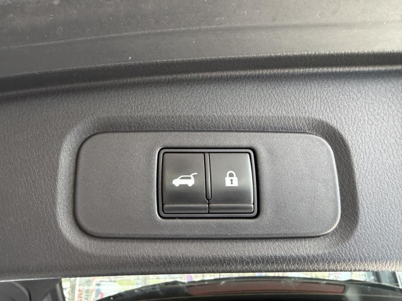 Photo 9 de l’annonce de NISSAN Qashqai d’occasion à vendre à PAYS DE GEX