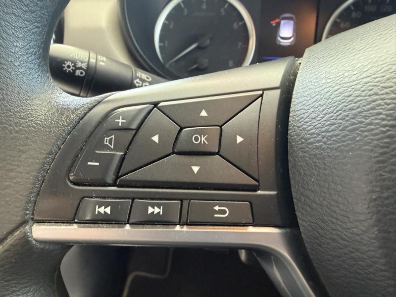 Photo 15 de l’annonce de NISSAN Micra d’occasion à vendre à PAYS DE GEX