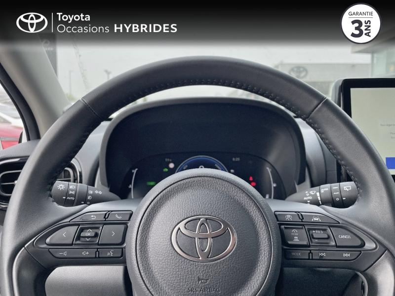 Photo 13 de l’annonce de TOYOTA Yaris d’occasion à vendre à MONTFAVET