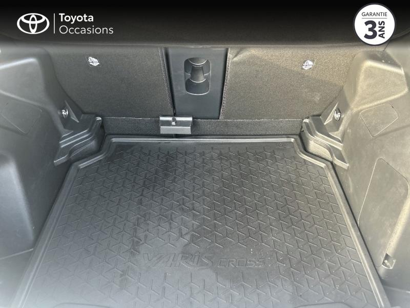 Photo 10 de l’annonce de TOYOTA Yaris Cross d’occasion à vendre à MONTFAVET