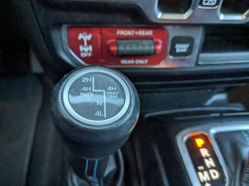 Photo 17 de l’annonce de JEEP Wrangler d’occasion à vendre à MARSEILLE