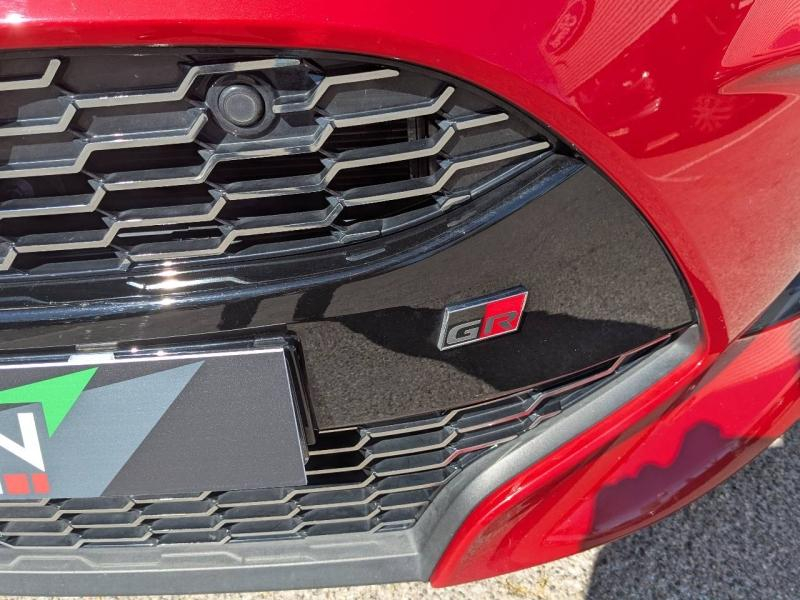 Photo 3 de l’annonce de TOYOTA Yaris d’occasion à vendre à AIX-EN-PROVENCE