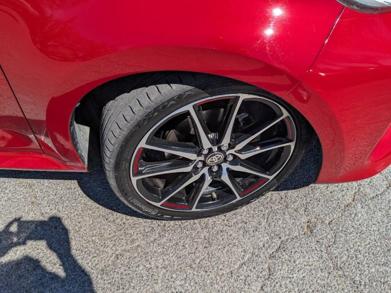 Photo 5 de l’annonce de TOYOTA Yaris d’occasion à vendre à AIX-EN-PROVENCE