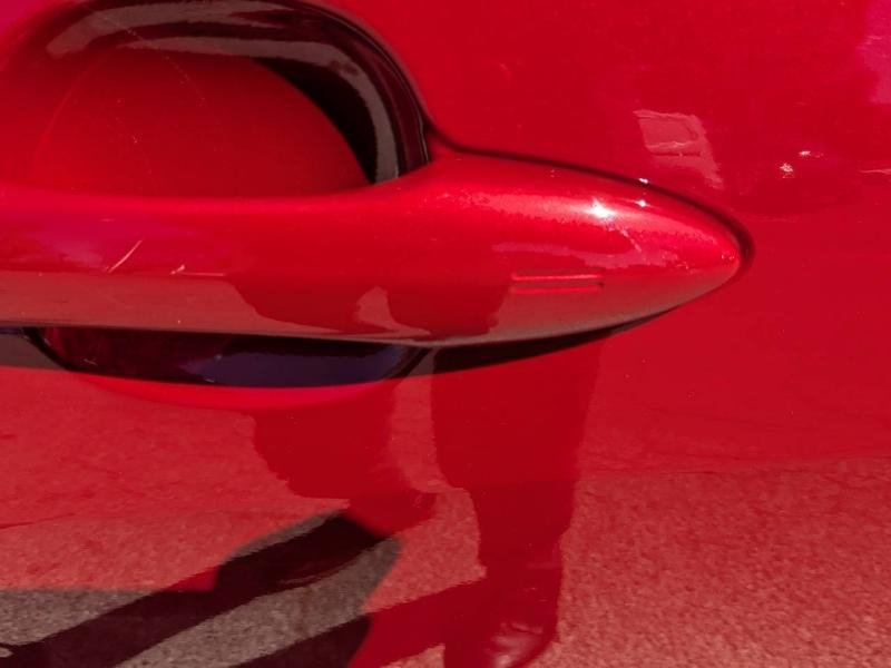 Photo 6 de l’annonce de TOYOTA Yaris d’occasion à vendre à AIX-EN-PROVENCE