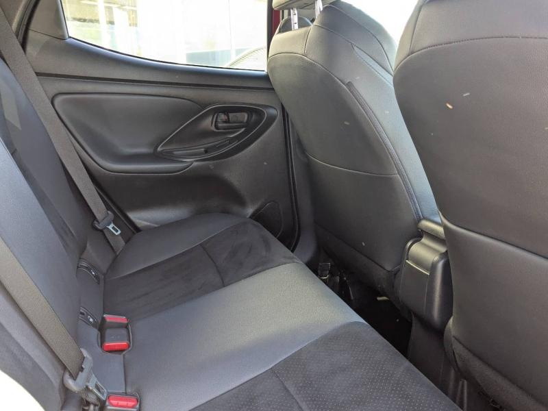 Photo 9 de l’annonce de TOYOTA Yaris d’occasion à vendre à AIX-EN-PROVENCE