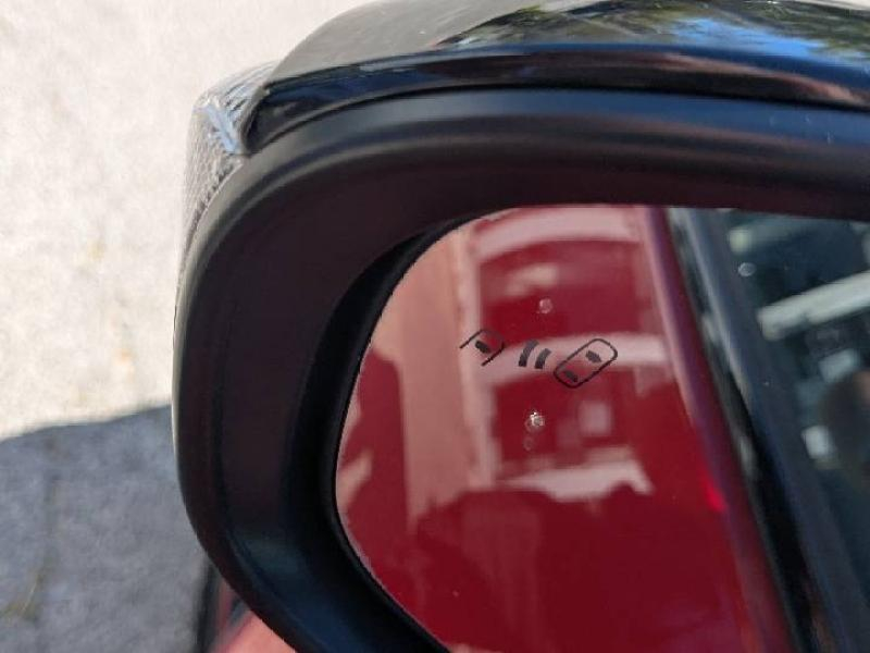 Photo 11 de l’annonce de TOYOTA Yaris d’occasion à vendre à AIX-EN-PROVENCE