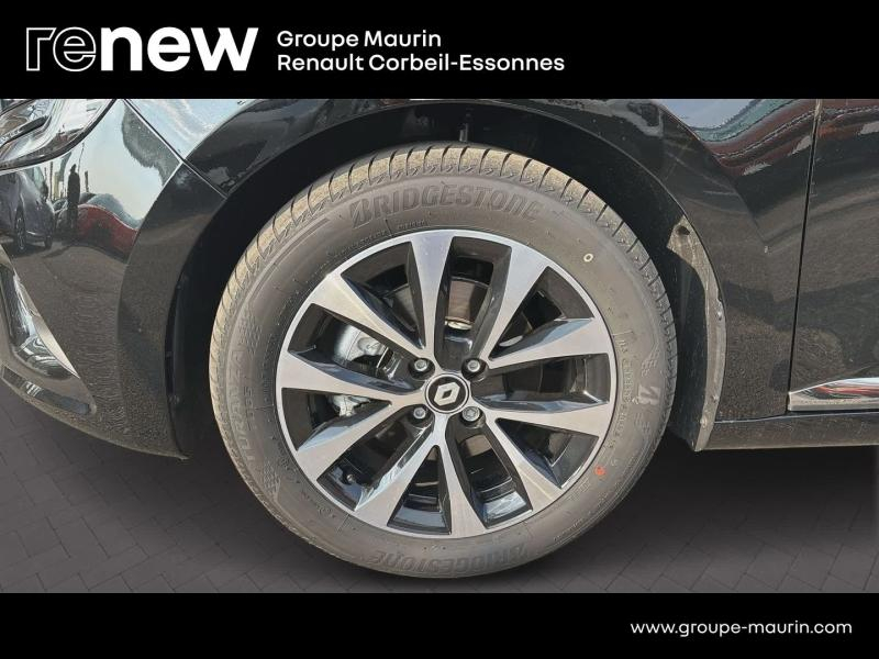 Photo 9 de l’annonce de RENAULT Clio d’occasion à vendre à CORBEIL-ESSONNES