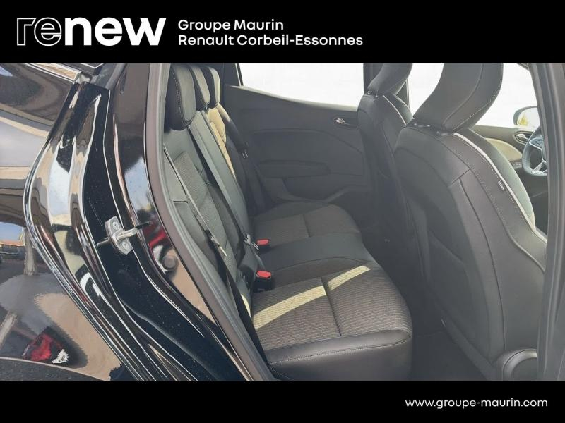 Photo 16 de l’annonce de RENAULT Clio d’occasion à vendre à CORBEIL-ESSONNES