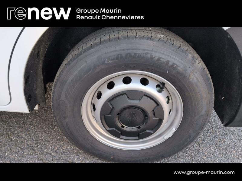 Photo 12 de l’annonce de RENAULT Master Fg VUL d’occasion à vendre à CHENNEVIÈRES-SUR-MARNE