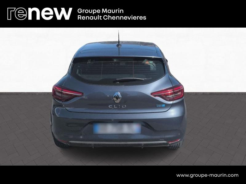 Photo 6 de l’annonce de RENAULT Clio d’occasion à vendre à CHENNEVIÈRES-SUR-MARNE