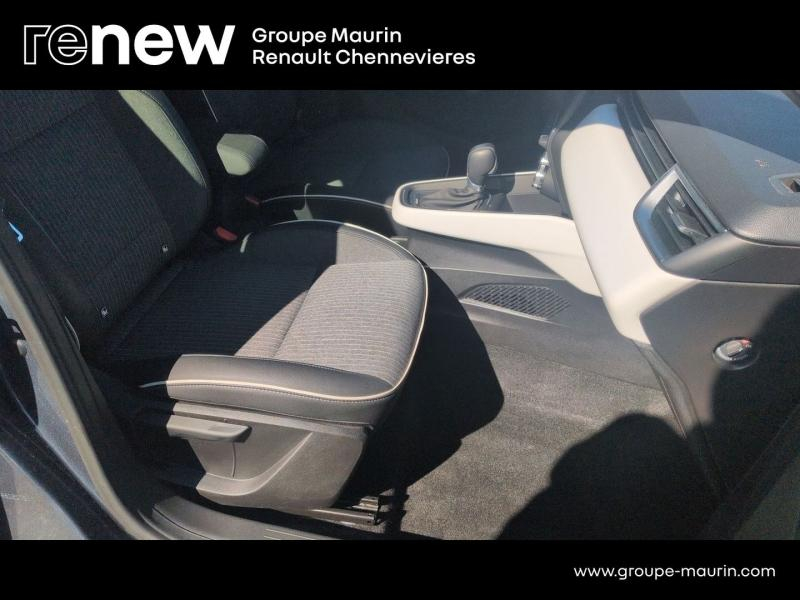 Photo 13 de l’annonce de RENAULT Clio d’occasion à vendre à CHENNEVIÈRES-SUR-MARNE