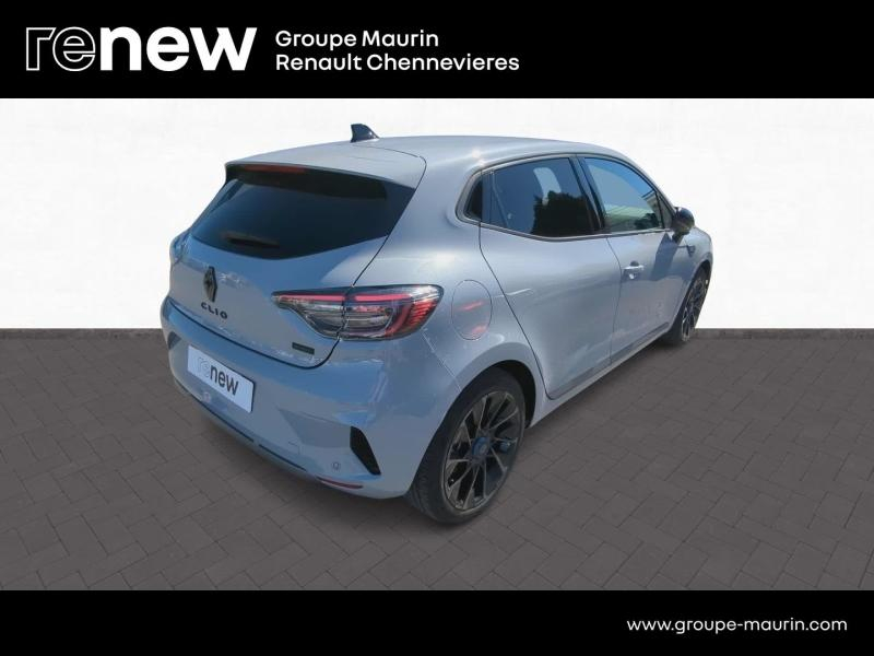 Photo 5 de l’annonce de RENAULT Clio d’occasion à vendre à CHENNEVIÈRES-SUR-MARNE