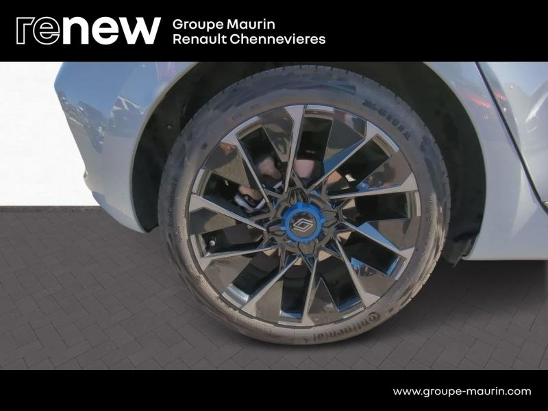 Photo 11 de l’annonce de RENAULT Clio d’occasion à vendre à CHENNEVIÈRES-SUR-MARNE