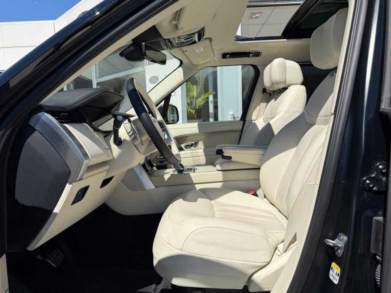 Photo 17 de l’annonce de LAND-ROVER Range Rover d’occasion à vendre à AIX-EN-PROVENCE