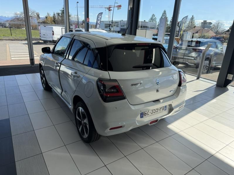 Photo 9 de l’annonce de SUZUKI Swift d’occasion à vendre à PAYS DE GEX